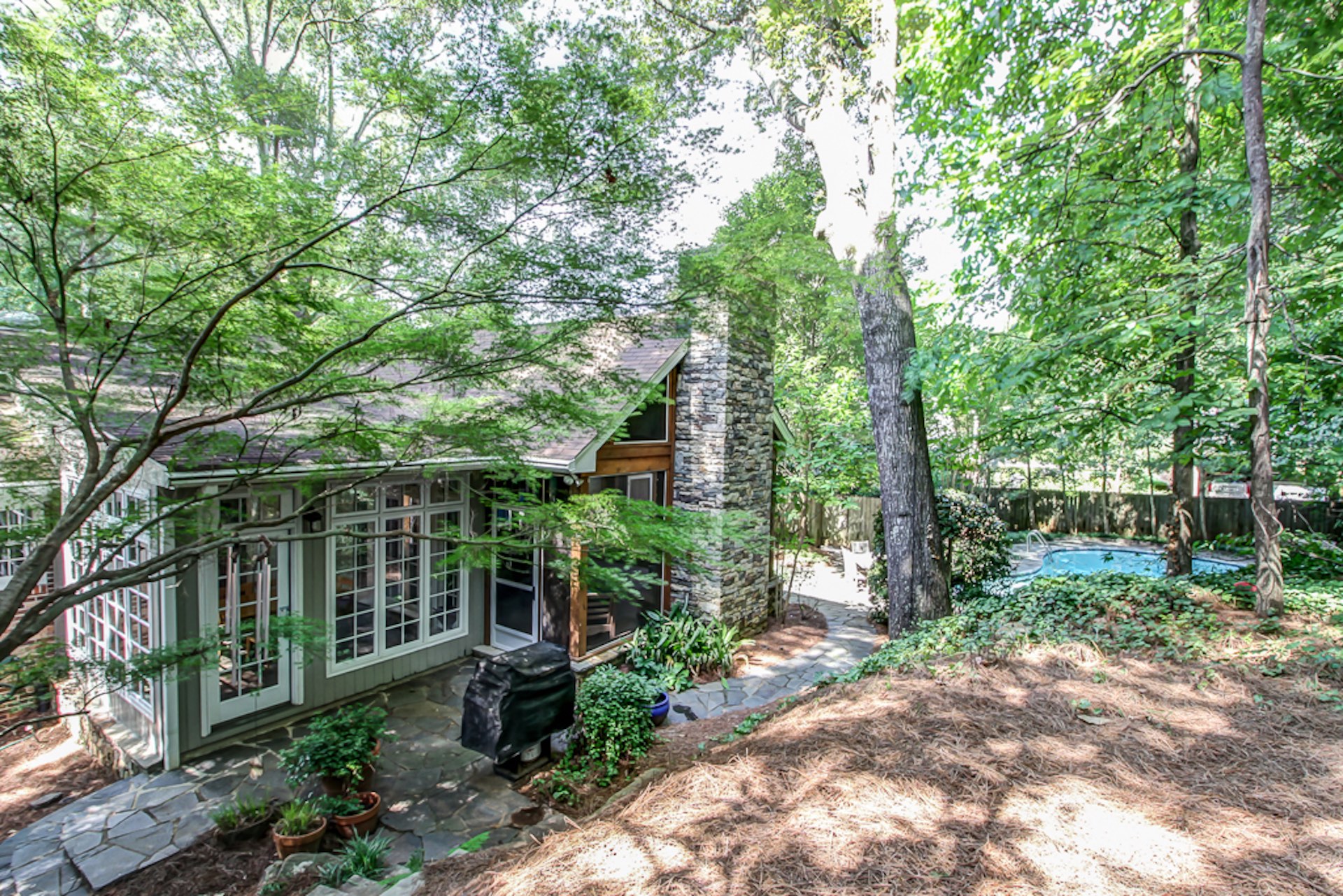 Victoria Estates Atlanta Intown Real Estate Peggy Hibbert